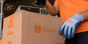 Quem faz a entrega padrão da Shopee