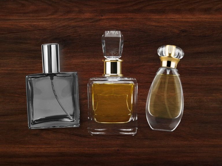 Perfumes Amadeirados ideais para o outono 2025